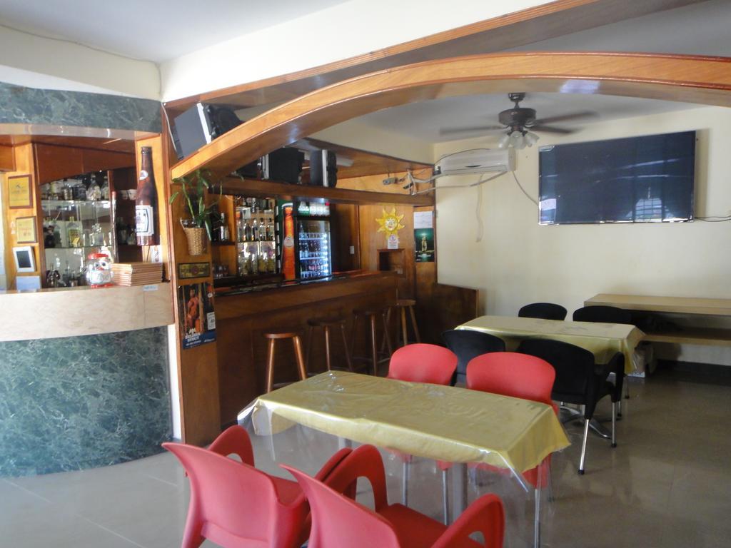 China Town Hotel Caye Caulker Buitenkant foto