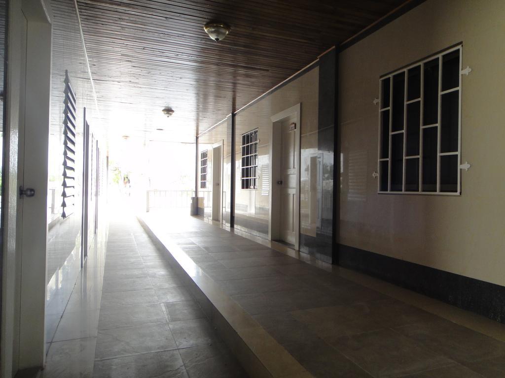 China Town Hotel Caye Caulker Buitenkant foto