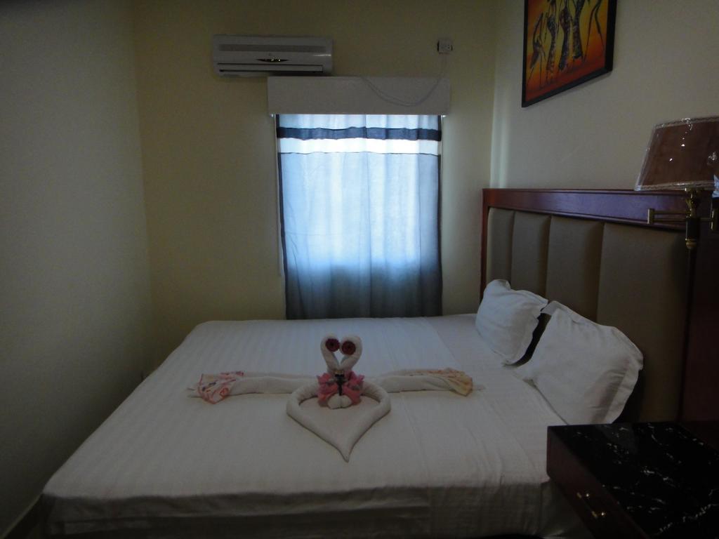 China Town Hotel Caye Caulker Buitenkant foto